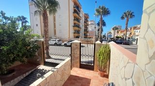 Doppelhaus  Calle amapola 25. Casa pareada en algarrobo costa junto al mar