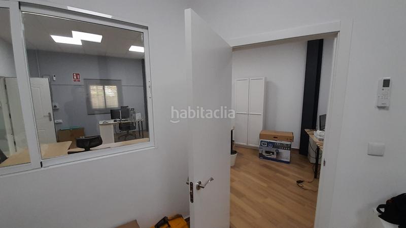 Foto ef602eb5-03bf-4b1f-b034-410a94a1ae77. Location bâtiment à usage industriel dans calle carpintero 33 dans Algarrobo