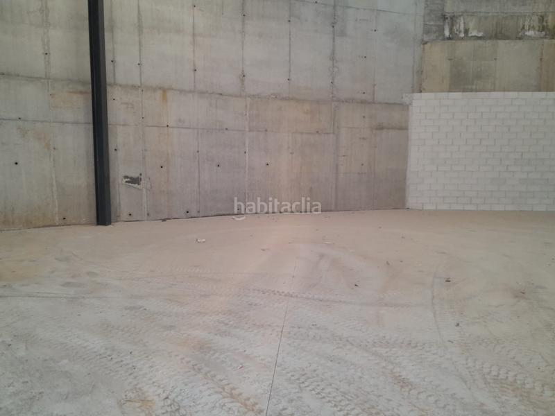 Foto 6cae9c37-b7e5-40b0-a02b-23ea48f651f1. Miete fabrikhalle in calle carpintero 33 in Algarrobo pueblo Algarrobo