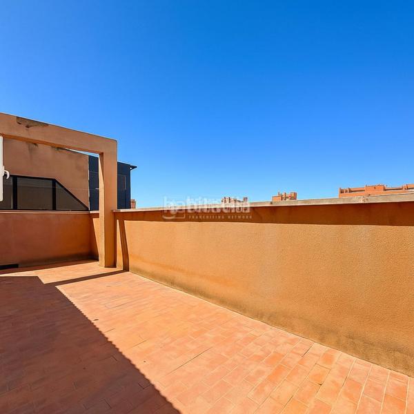 Foto e0b47505-c3a3-4092-9079-c07996e28379. Studio with pool in San Juan Bautista Madrid