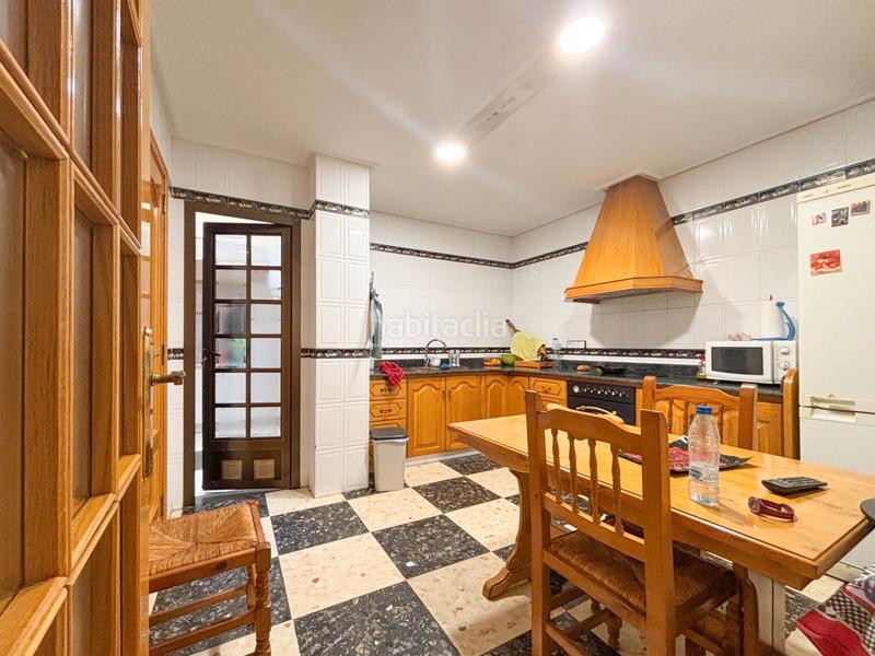 Foto e82357b3-a67b-4f18-a1f3-f51ab27d364d. Casa adossada amb calefacció aparcament a Quartell