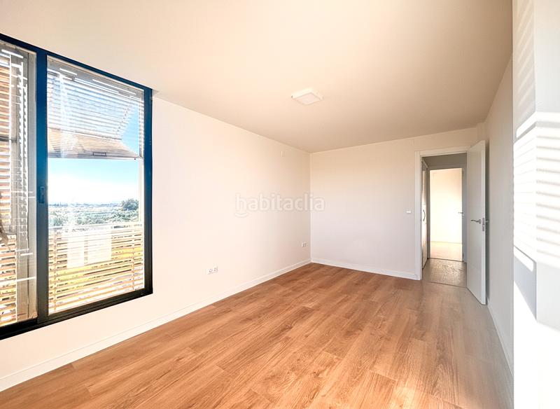 Foto 19efd73e-08d5-4fdf-b62f-de89d89bed8b. Piso en carrer llari 1 vive de vacaciones en Platja de la Pobla de Farnals Pobla de Farnals (la)