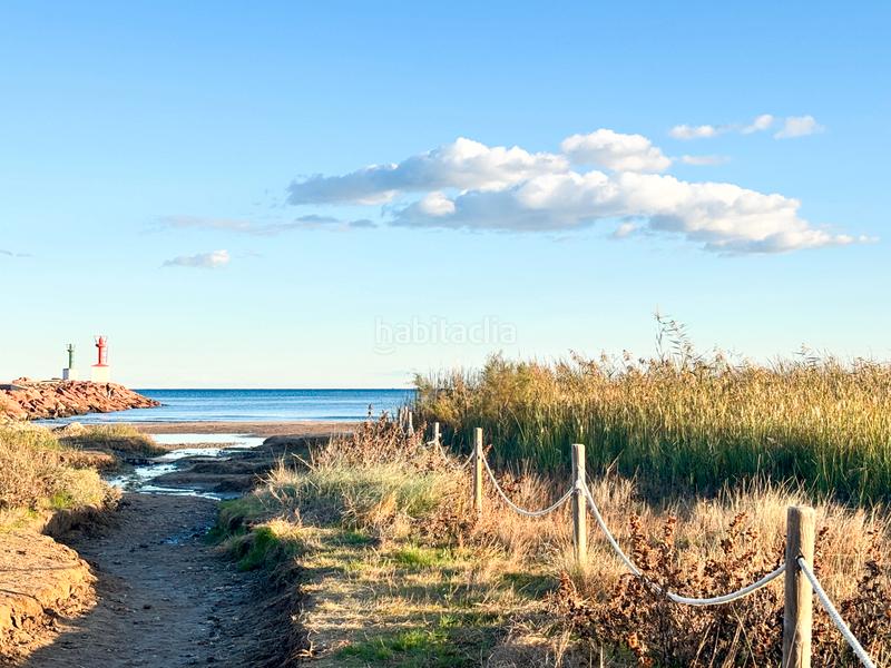 Foto 1baa4536-a0c4-4c90-aac6-47090d8b9c14. Piso en carrer llari 1 vive de vacaciones en Platja de la Pobla de Farnals Pobla de Farnals (la)