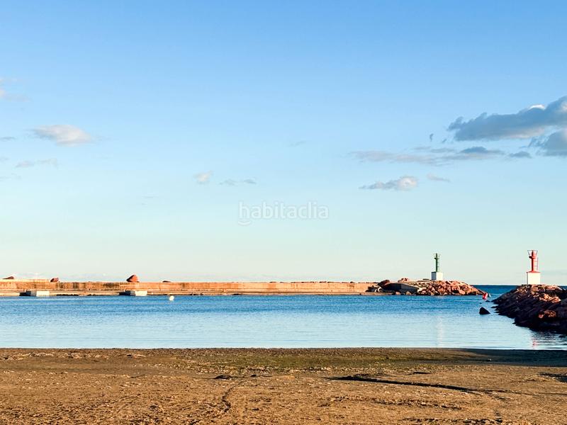 Foto 2c2d5f20-7ebc-4925-b370-8960c8a3fb94. Piso en carrer llari 1 vive de vacaciones en Platja de la Pobla de Farnals Pobla de Farnals (la)