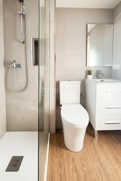 Foto 4a720a30-8b2d-40e5-9896-57eb0f761f3b. Piso en carrer llari 1 vive de vacaciones en Platja de la Pobla de Farnals Pobla de Farnals (la)