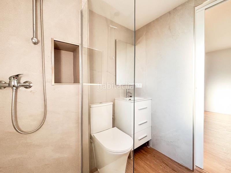 Foto db2a40ec-af76-4f4a-9331-934e03241f8e. Piso en carrer llari 1 vive de vacaciones en Platja de la Pobla de Farnals Pobla de Farnals (la)