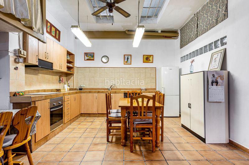 Foto 4d35e1cc-85d5-443b-97e3-bd0aeb47f7b9. Casa adossada a carrer del cid 5 a Zona Alta Puçol