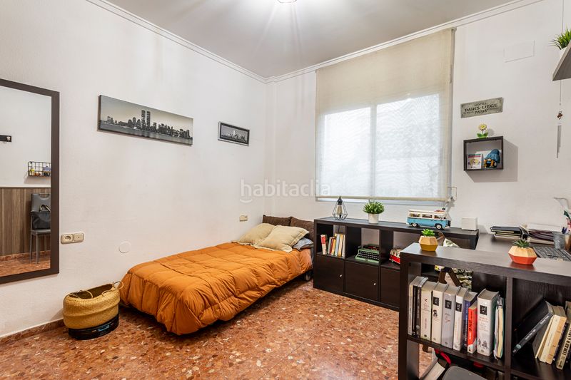Foto ceda8481-864f-44dc-a0c1-2f4db490627f. Casa adossada a carrer del cid 5 a Zona Alta Puçol