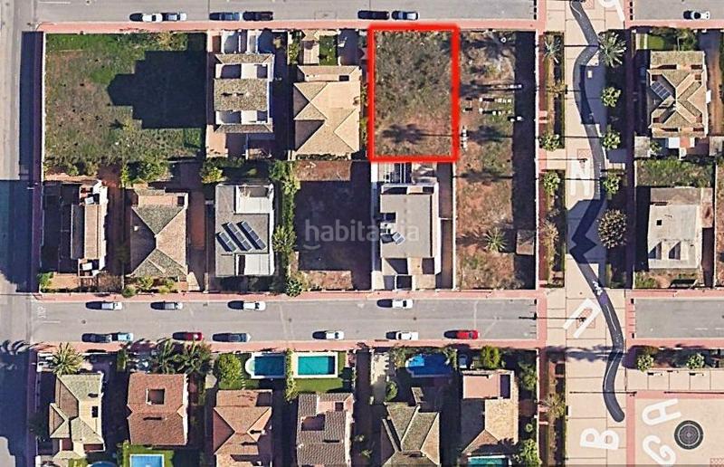 Foto 065965d2-ea63-414c-b0dd-40109f11ed31. Terreno residencial en Rafelbunyol