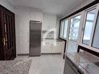 Lloguer Pis  Rúa porto rico. Espacioso piso de alquiler en zona sardoma de vigo