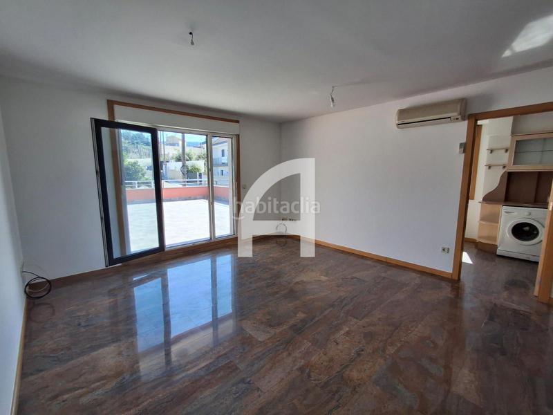 Foto eceb3e2f-35da-48c5-8324-582288598d60. Alquiler ático atico duplex camiño toutizo en Bembrive Vigo