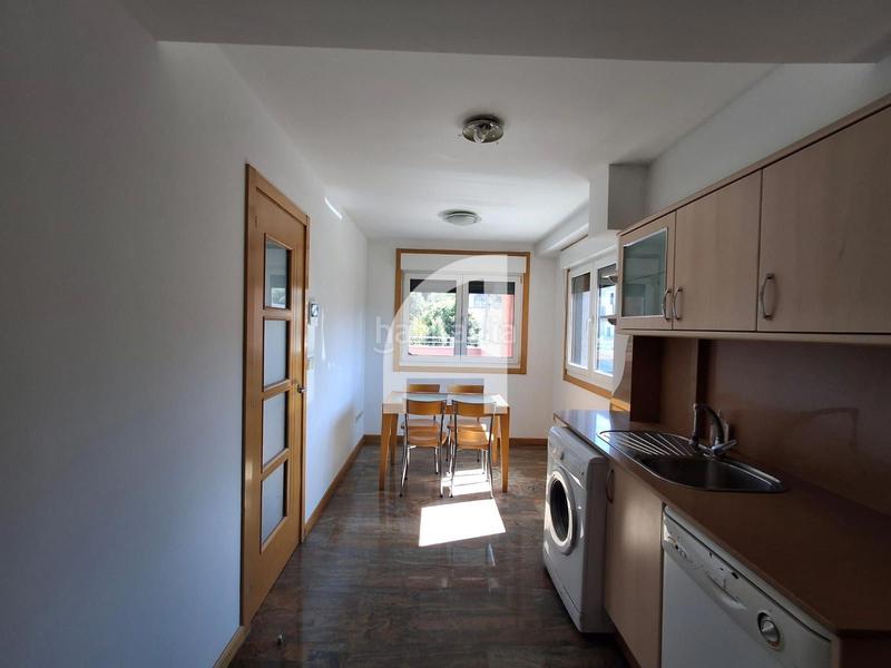 Foto a3d3653b-44ac-40d5-b6fb-b629a4ac523f. Location attique avec chauffage parking dans Bembrive Vigo