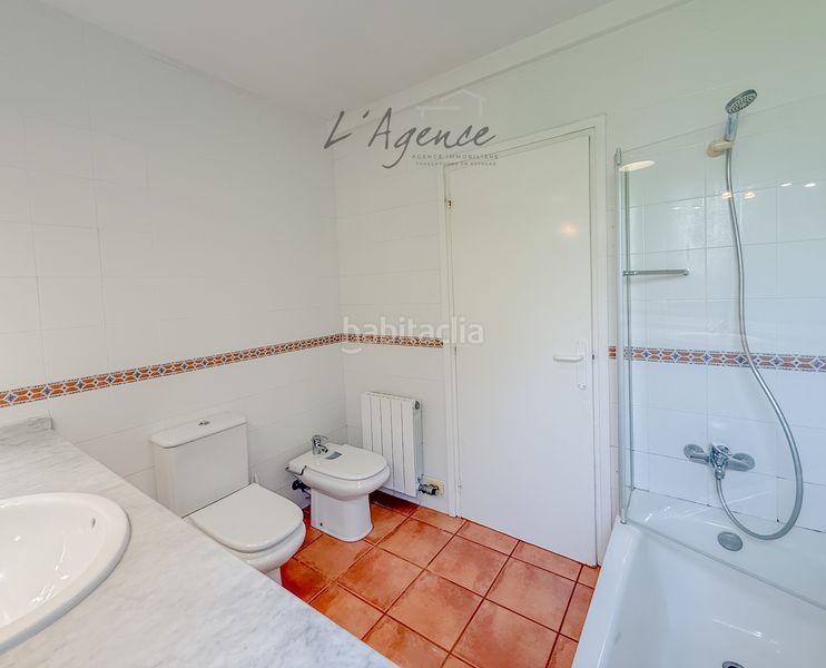 Foto d9c25370-a30a-46ef-9d1a-3822935a5a39. Xalet amb xemeneia calefacció aparcament piscina a Calonge
