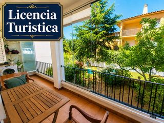 Appartement  Carrer del cau toixó. Piso con licencia turística, piscina comunitaria y terraza a 700