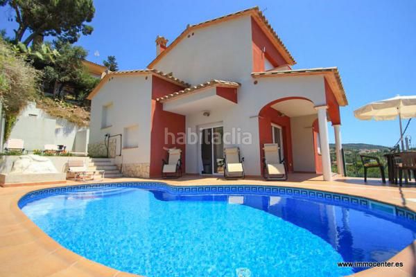 Foto 079f5d68-695c-4e39-92da-1d3d08adf590. Lloguer casa amb calefacció aparcament piscina a Calonge