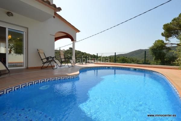 Foto 9c8997c6-77c2-475e-877d-414fcfcbf405. Lloguer casa amb calefacció aparcament piscina a Calonge