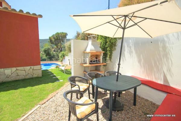 Foto c8b5f11f-5a78-4854-8389-43e8d96a273c. Lloguer casa amb calefacció aparcament piscina a Calonge