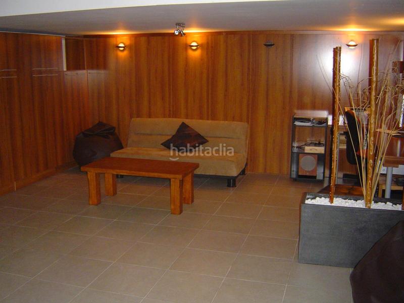 Foto 35fa0cbf-ac7c-4c69-b830-bd7cad6906f2. Casa a schiera con riscaldamento parcheggio piscina in Córdoba