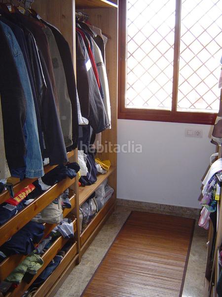 Foto 68260f91-0506-4ac4-a01a-f2c033bfd538. Casa a schiera con riscaldamento parcheggio piscina in Córdoba