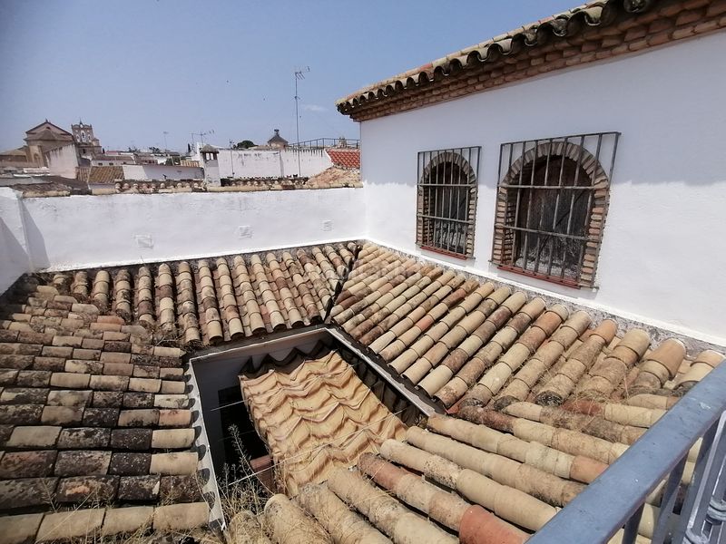 Foto 02fe8b7c-3554-457e-8201-7e6bceb5f676. Casa pareada en casco histórico - ribera - san basilio Córdoba