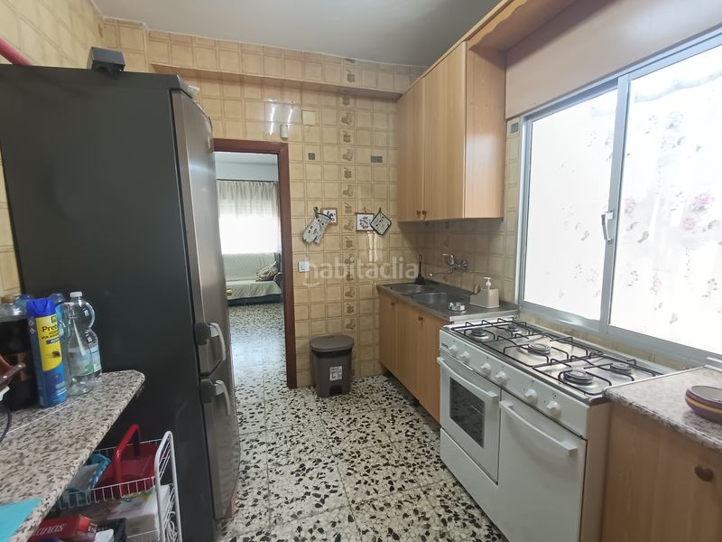 Foto a8aad079-8647-47ad-93e1-013067d10ba8. Xalet amb xemeneia aparcament piscina a Carlota (La)
