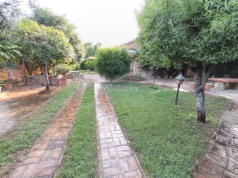 Foto 1c381755-9876-4b86-bc34-77759166f97d. Xalet amb xemeneia calefacció aparcament piscina a Palma del Río