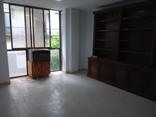 Rent Office space in Núcleo urbano. Alquilo oficina de 50 m  centro ciudad, calle la plaza