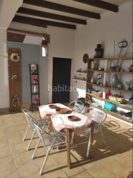 Foto b5061ca7-3f12-4bce-9542-a13ed5ba1648. Casa aparellada amb xemeneia a La Barrosa Chiclana de la Frontera