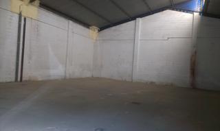 Location Bâtiment à usage industriel à Villanueva Golf. Nave de 500 m en tres caminos  se alquila por años