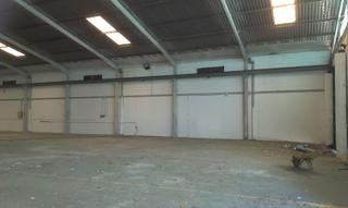 Nau industrial a Avenida del mueble 56. Nave industrial y comercial  con puente grua, chiclana de la fro
