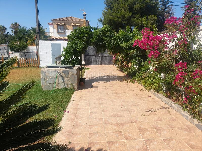 Foto 11849df2-52c4-42d1-b59a-f89d42befef1. Xalet amb xemeneia piscina a Los Franceses - La Vega Chiclana de la Frontera