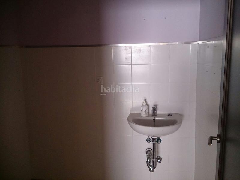 Foto ffdd2b16-1e88-4cf6-a96d-2855ff19809e. Alquiler local comercial alquilo dos locales independientemente uno del otro. en Chiclana de la Frontera