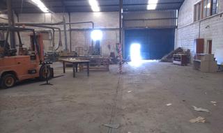 Nau industrial  Avenida del mueble. Vendo nave de 600 m . industrial y comercial en el torno chiclan