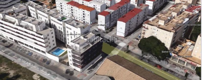 Foto 55b9adb9-819a-4be6-977e-79c64d1514d6. Edifici a San Pedro-Gabriel Miró-María Guerrero Línea de la Concepción (La)