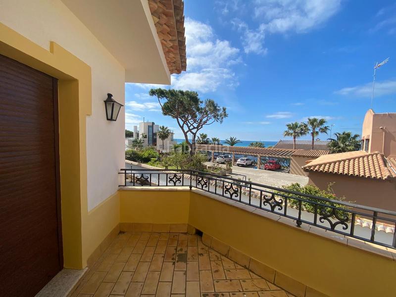 Foto 1d7382df-aeec-4b14-aad8-0ed733273704. Chalet con camino parcheggio piscina in La Barrosa Chiclana de la Frontera