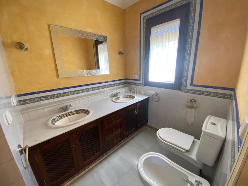 Foto 3ef04520-79f5-434b-97b0-c2af3ef0186d. Chalet con camino parcheggio piscina in La Barrosa Chiclana de la Frontera