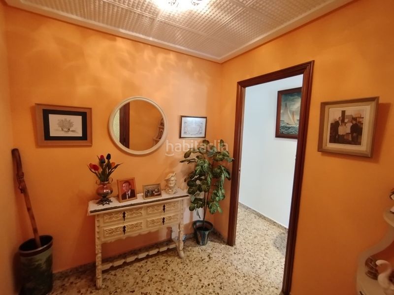 Foto 83a82811-aa4a-44ec-bacf-77aa4f688e3c. Casa amb aparcament a Albaida