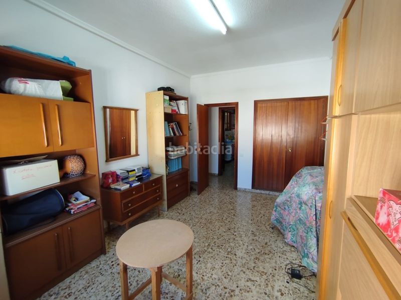 Foto 90c21a15-b14d-4127-8230-6485b3fef84d. Casa amb aparcament a Albaida