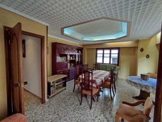 Casa  Calle travessia de bufali de la. Amplia casa en albaida