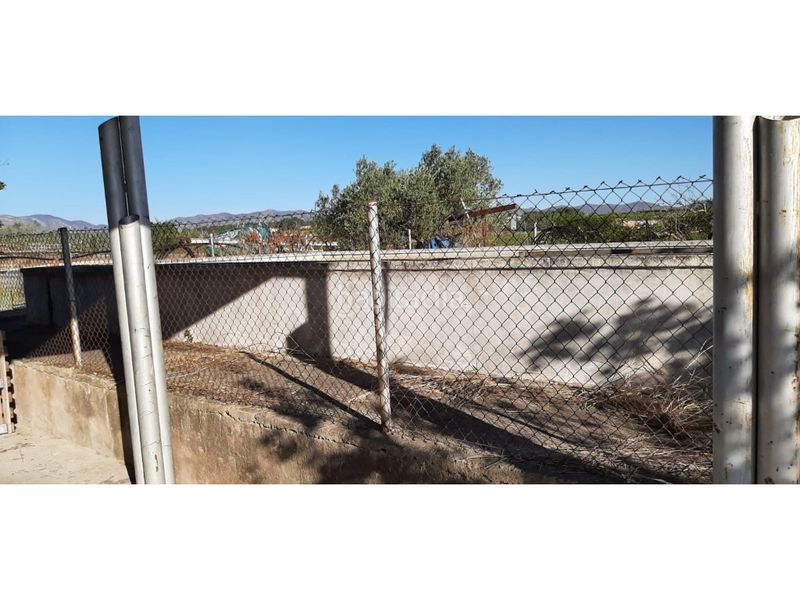 Foto 6fe8c1ca-1bc6-4f4b-a60a-4dbf67a7ed46. Casa amb aparcament a Albaida