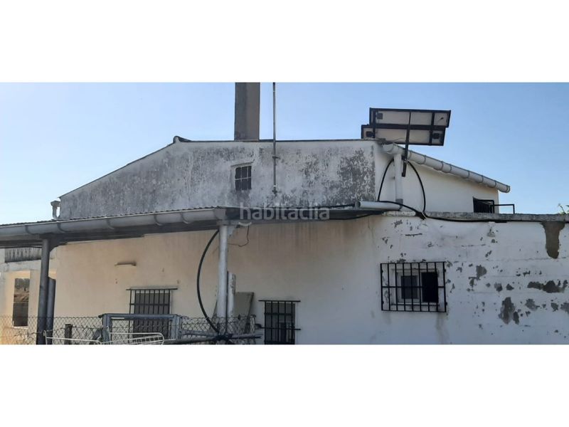 Foto ae4361b1-0159-4abf-be14-4dc48056797e. Casa amb aparcament a Albaida