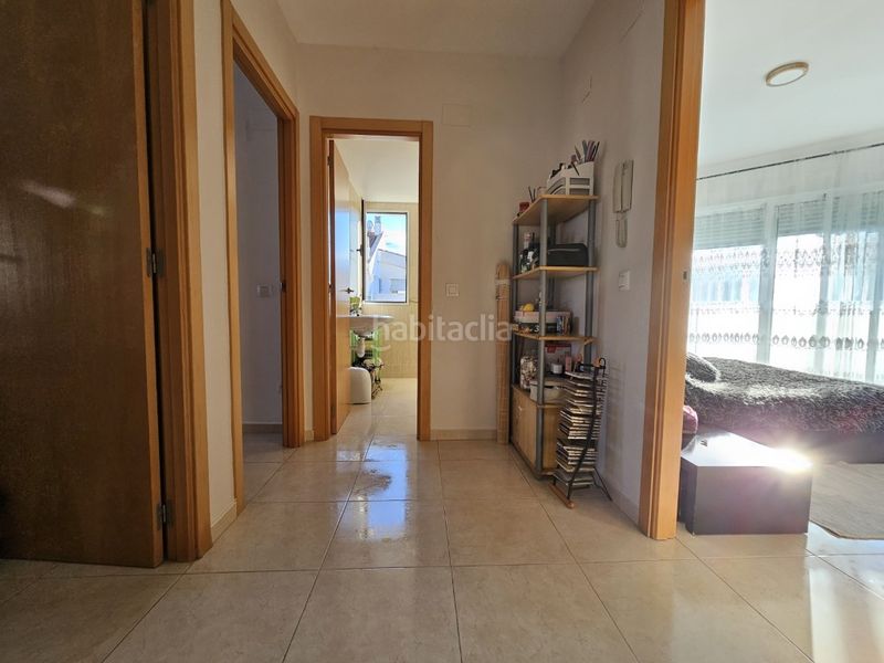 Foto 1d1774ed-4a07-4037-abd8-88f408a41ff9. Casa adossada amb aparcament a Beniflá