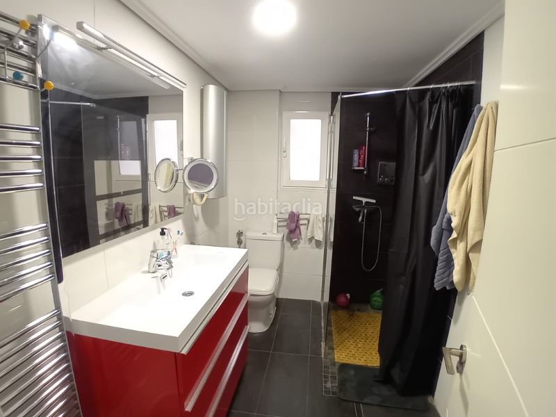 Foto 49fb5b8a-751b-47c4-8eef-215825fcaa01. Pis a Oliva pueblo Oliva