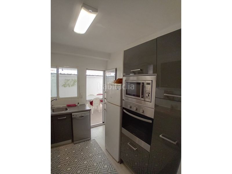 Foto 57dc542b-5feb-40b8-996d-356c7d7014c3. Pis a Oliva pueblo Oliva