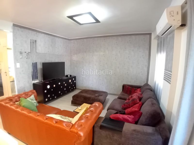 Foto 853b842b-b51a-4b87-a294-cf42b21799a9. Pis a Oliva pueblo Oliva