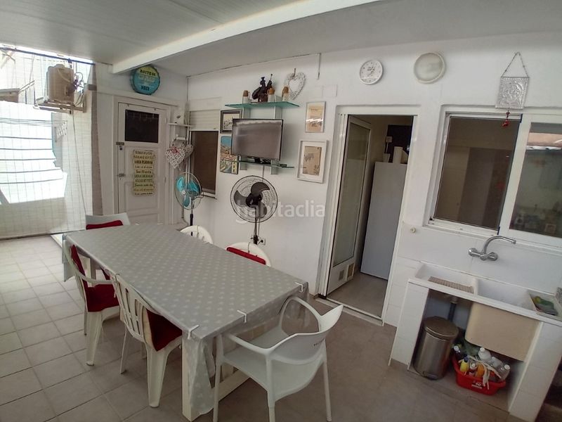 Foto aaa54d71-6d6c-4a62-b74c-513d9df724e4. Pis a Oliva pueblo Oliva