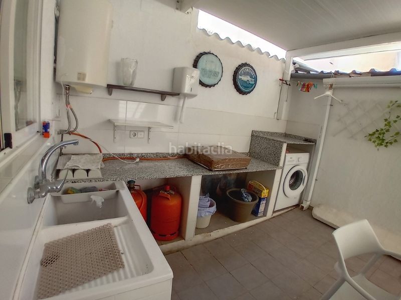 Foto faec661d-a1cc-449b-b5a4-eab197ba26da. Pis a Oliva pueblo Oliva