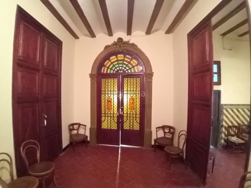 Foto 0ea6f00c-c2ad-49a7-86e8-f0235882c838. Casa amb aparcament a Albaida