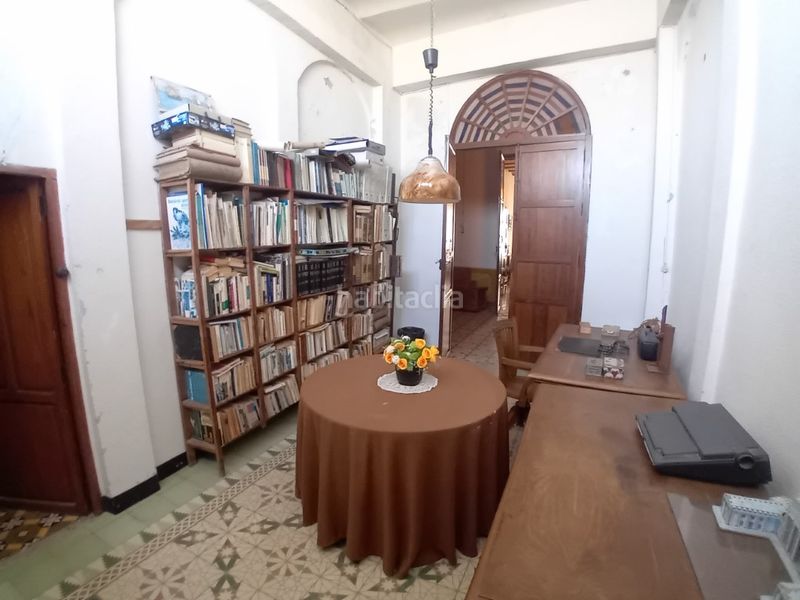 Foto 44f7a6f7-16f7-43ec-8302-e991d1aa2eab. Casa amb aparcament a Albaida