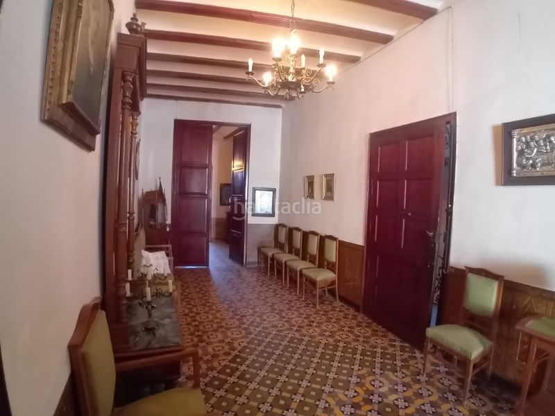 Foto ab9fbe9b-c8f9-4d57-90ec-a1a40f3beeb0. Casa amb aparcament a Albaida